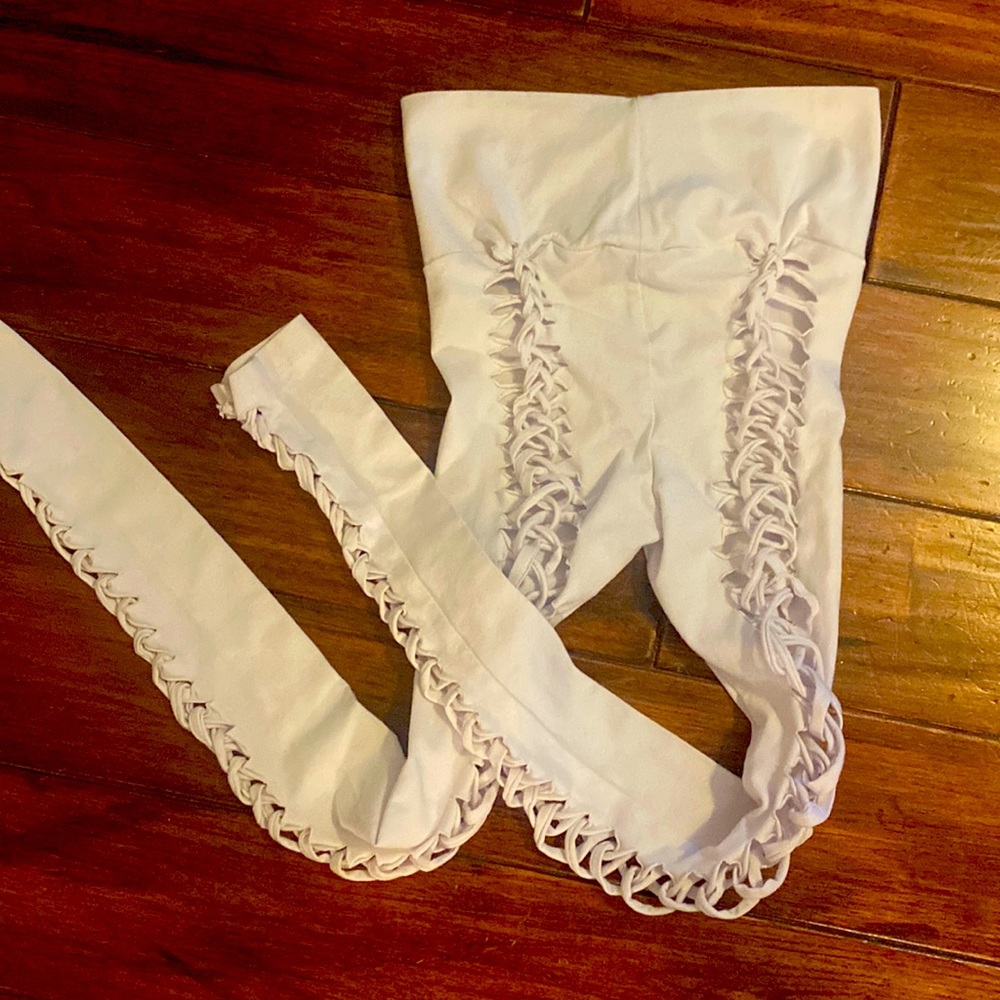 Custom made O/S leggings. Never worn. Run small.